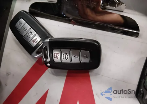 2015 Hyundai Genesis 3.8 Ultimate from USA, damaged, VIN KMHHU6KJ1FU125764